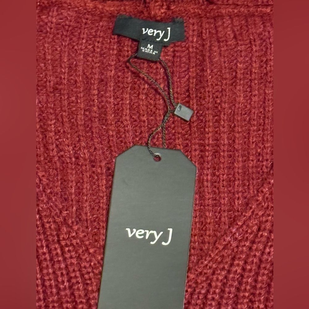 NWT! Very J Wine Cut Out Turtleneck Sweater - Picture 4 of 8